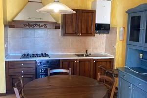 Appartamento di 120 m² con 5 locali a Roburent