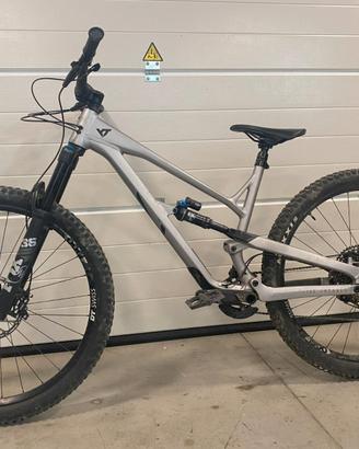 YT Jeffsy Core 2 taglia XL
