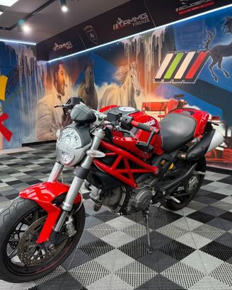 Ducati Monster 796 (17456)
