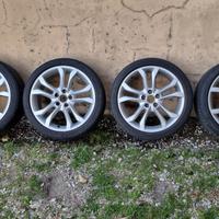 Cerchi in lega da 18 pollici modello Audi Sline