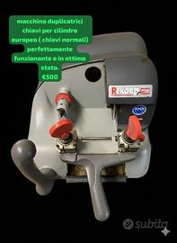 Macchina duplicatrice