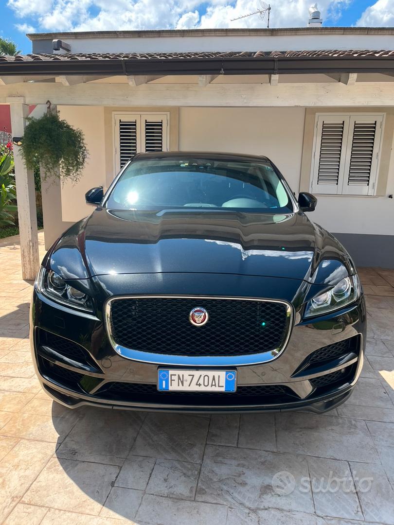 Jaguar F-Pace 2018 photo 4