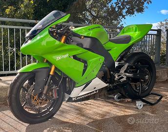 Kawasaki ZX10-R (04/05)