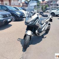 Honda - X-ADV 750 DCT Abs my18