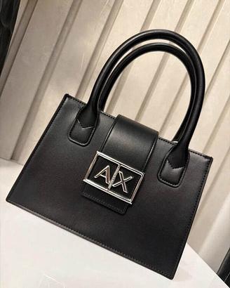 Armani Exchange Borsa a mao