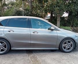Classe B 180 d Automatic Premium--Super Promo