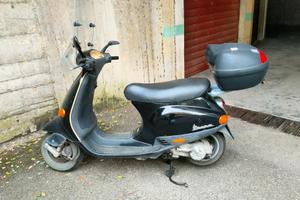 VespaET4  50cc (rara prima serie)del 2001 km35000