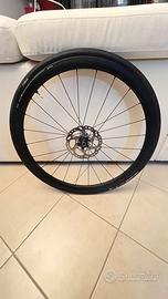 Cerchi carbonio shimano ultegra c36 tl