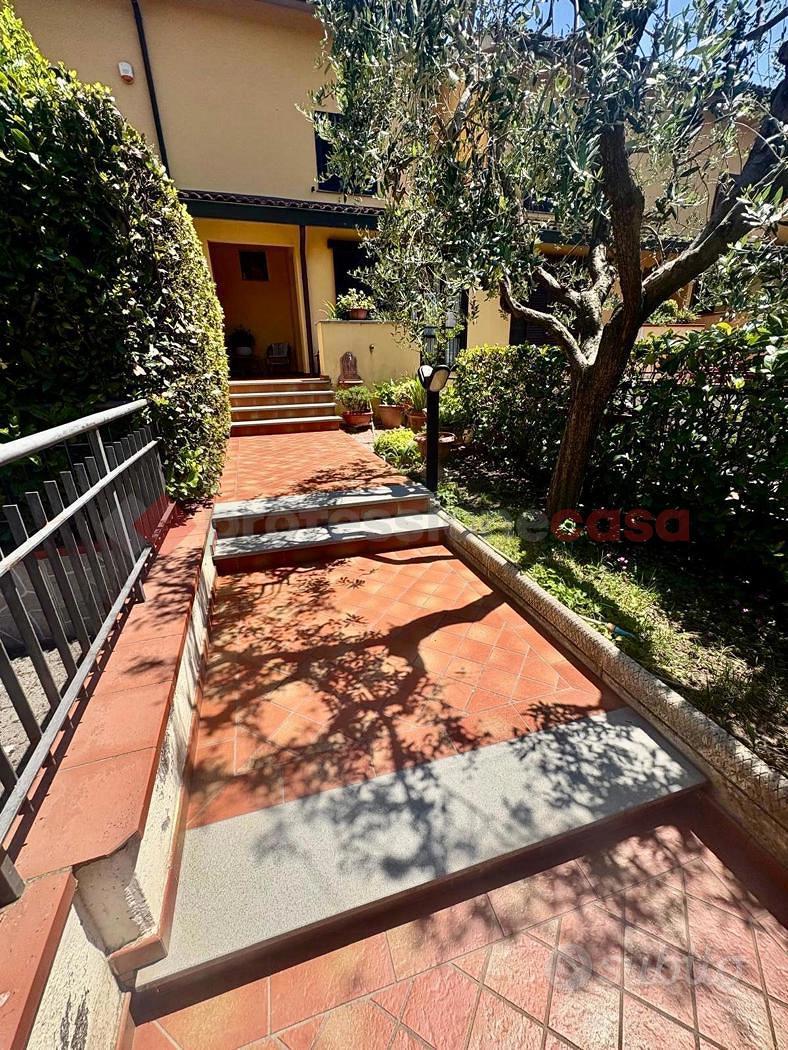 House in Campi Bisenzio, Case Buffini - Vista 2