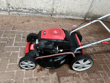 Tagliaerba AlKo usato a scoppio autoportato