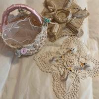 Cigni e cestino decorativi all’uncinetto vintage