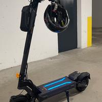 Monopattino elettrico 90 km di autonomia