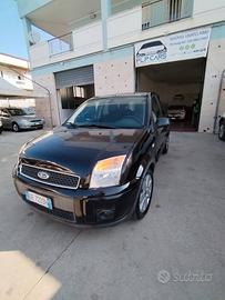 Ford Fusion 1.4 TDCi 5p. Collection