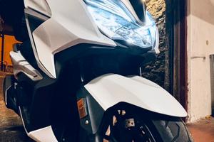 HONDA FORZA 350 anno 2021-PARI AL NUOVO