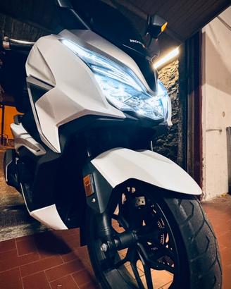 HONDA FORZA 350 anno 2021-PARI AL NUOVO