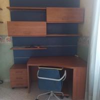 Postazione studio completa – scrivania, pensile, c