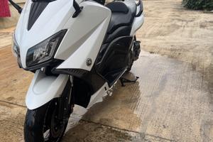 Yamaha T Max 530 - 2015