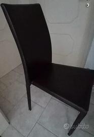 TAVOLO CON 6 SEDIE. Condizioni Molto BUONE 