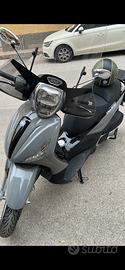 Beverly 300