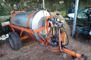 Atomizzatore agricolo carrellato