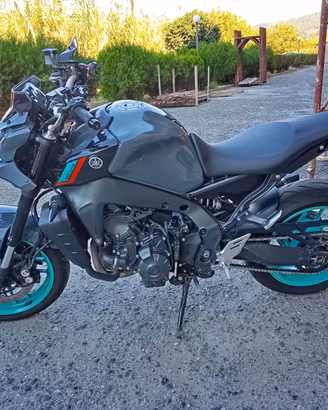 moto Yamaha MT09