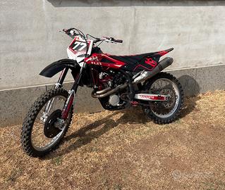 Moto cross husqvarna 250
