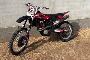 Moto cross husqvarna 250