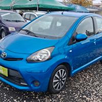 Toyota Aygo 1.0 12V VVT-i 5 porte Cool Soda Connec