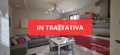 2 LOCALI A ADRO