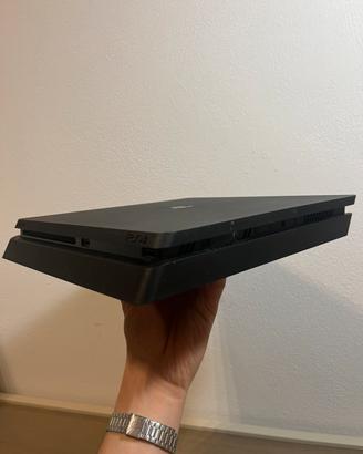 Playstation 4 Slim 1TB