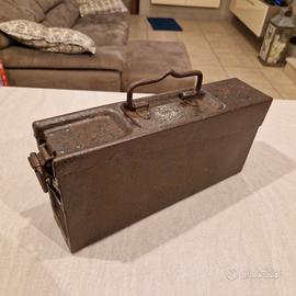 Cassetta porta munizioni tedesca MG42 