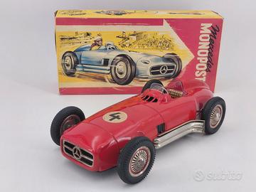 JNF MERCEDES W196 CM 33