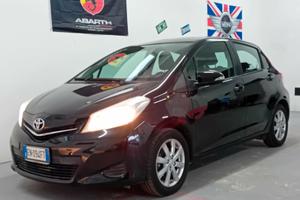 Toyota Yaris 1.0 benzina 5 porte - 2012