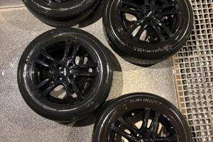 Set 4 Cerchi in lega MAK + Gomme Estive Yokohama