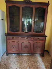 Credenza e tavolo tondo