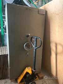 CASSAFORTE PARMA MODELLO DS 22 USATA