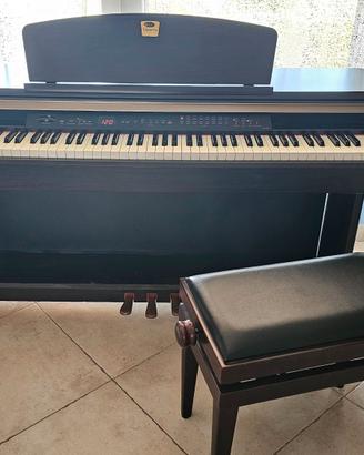 pianoforte Yamaha Clavinova CLP-130