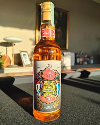 elixir de ron Los Marinos Paticruzado rov. Cuba