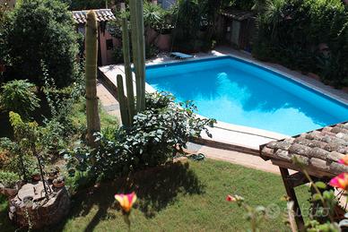 Splendida Villa con Piscina in Nuda Proprietà