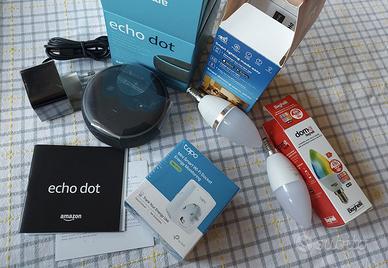 Alexa 3rd Gen + 4 Accessori Domotica Wi-Fi
