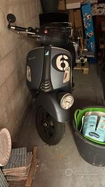 Vespa edizione limitata