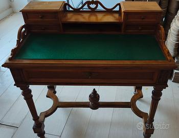 Scrivania antica stile liberty 