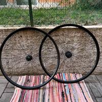 Coppia Ruote Bontrager Paradigm Comp 25 TLR