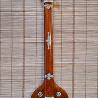 Tanpura strumentale/ tampuri