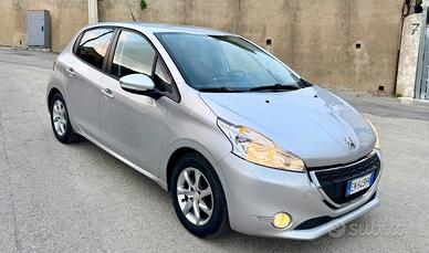 Peugeot 208 1.4 HDi 68 CV 5 porte Active