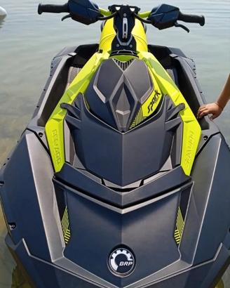 Seadoo  Spark  Trixx  3up  2023