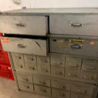 Cassettiera vintage