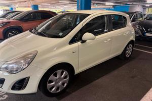 Opel corsa 2012 km 79000