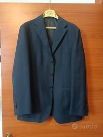 Completo elegante uomo giacca e pantaloni