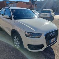 AUDI Q3 2.0 TDI Business !!!!